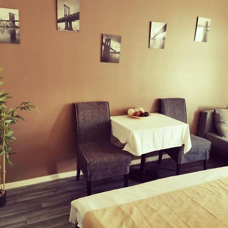 Smart Rent Aparts Les Studiantes Лилль Экстерьер фото