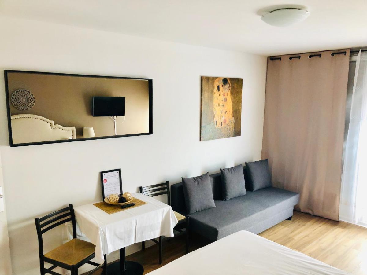 Smart Rent Aparts Les Studiantes Лилль Экстерьер фото